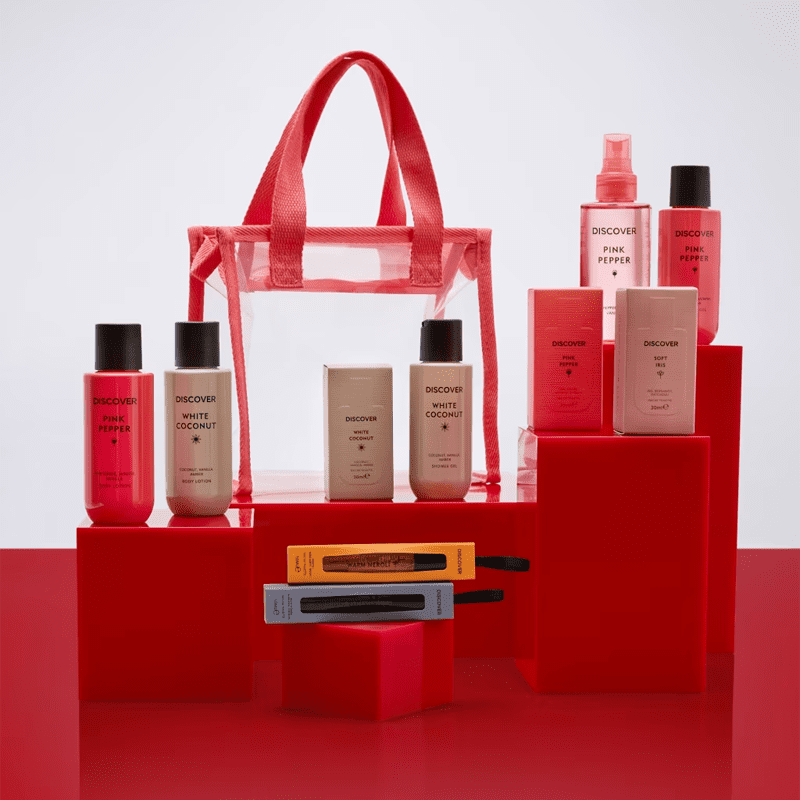 M&S Discover Ultimate Gift Collection - Features hair and beauty items. - £20