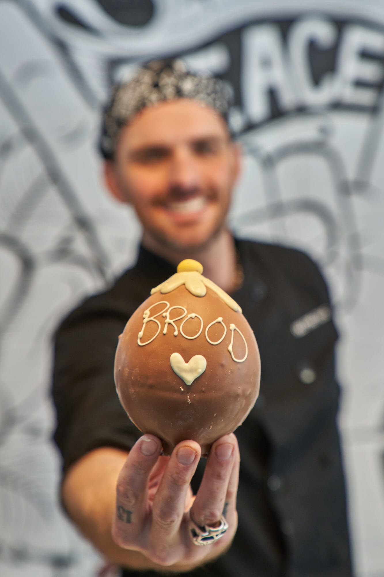 _TP14129 Oliver Dunn