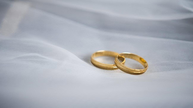 Pair of classic gold rings
