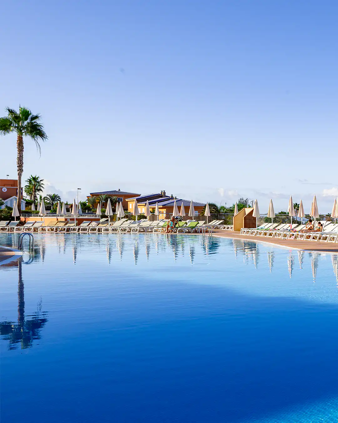 Landmar Hotels Swimming Pool